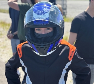Gokart-kører fra Bindernæs Efterskole & Fri Fagskole